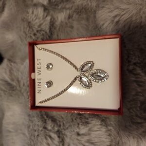 Vintage Nine West Silver Color Necklace and Earring Set